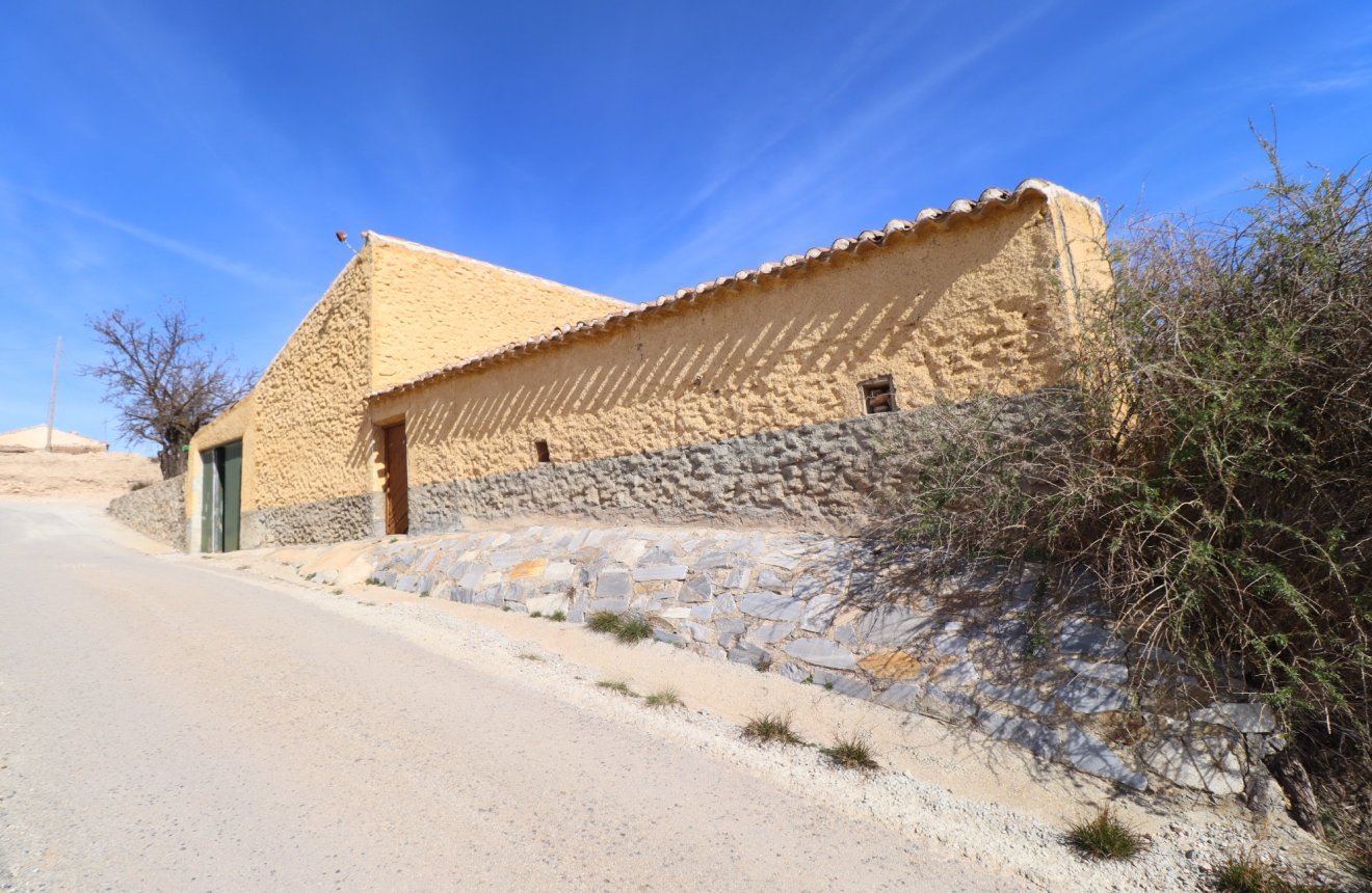Resale - Cortijo -
Chirivel