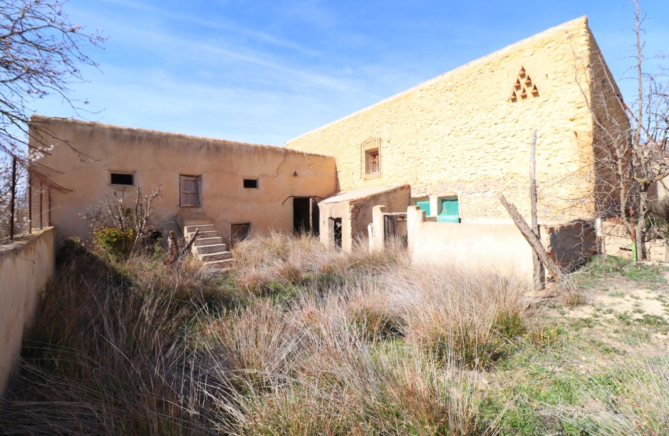 Resale - Cortijo -
Chirivel