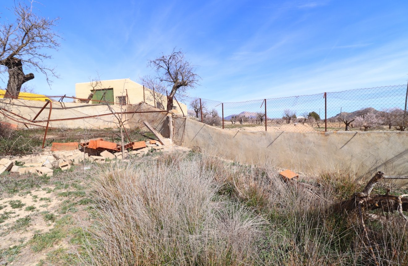 Resale - Cortijo -
Chirivel