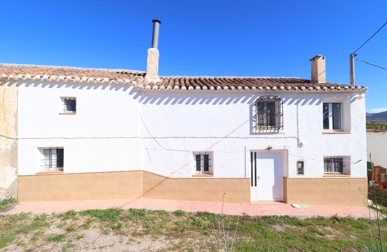 Resale - Cortijo -
Chirivel