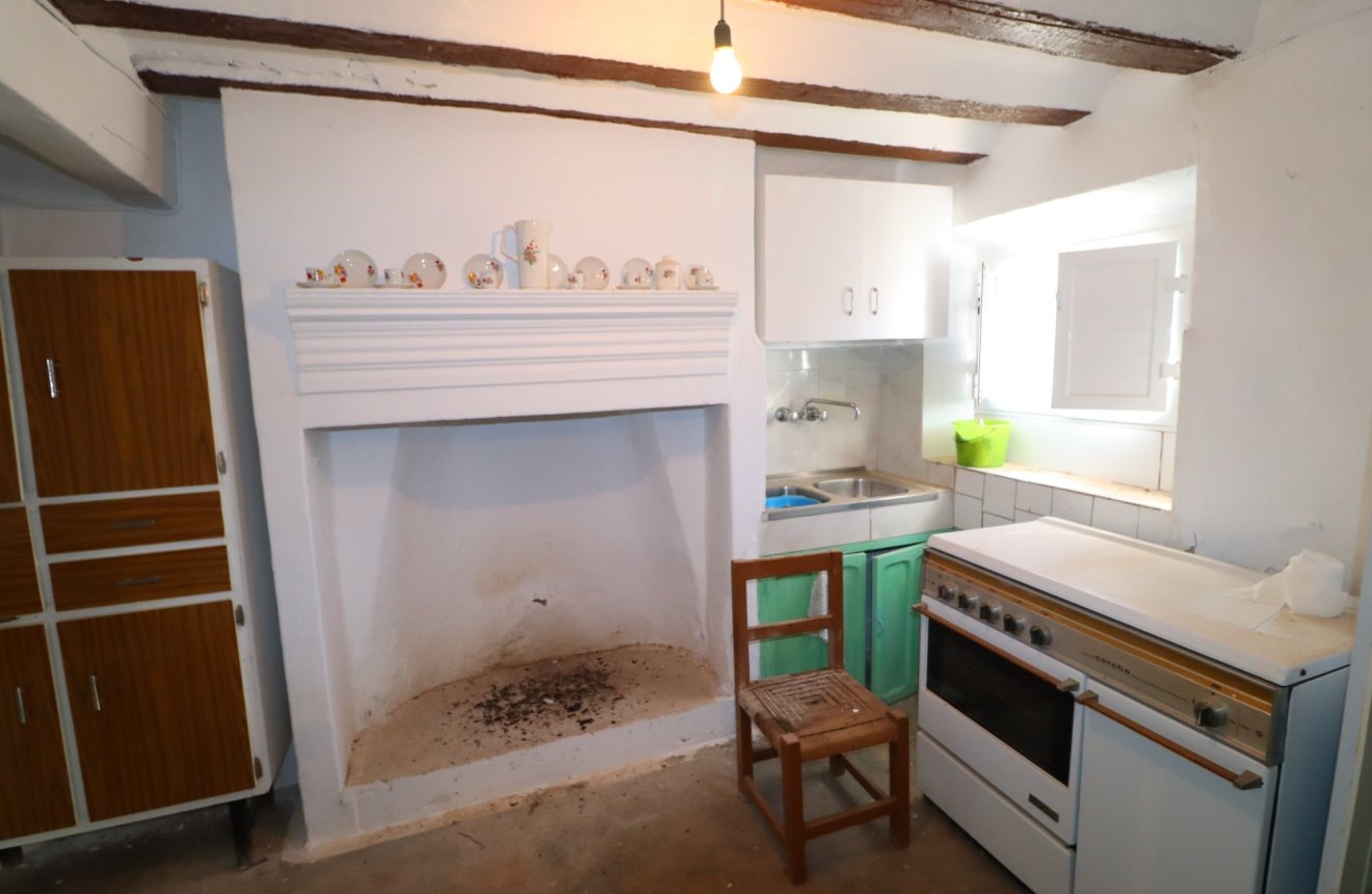 Resale - Cortijo -
Chirivel