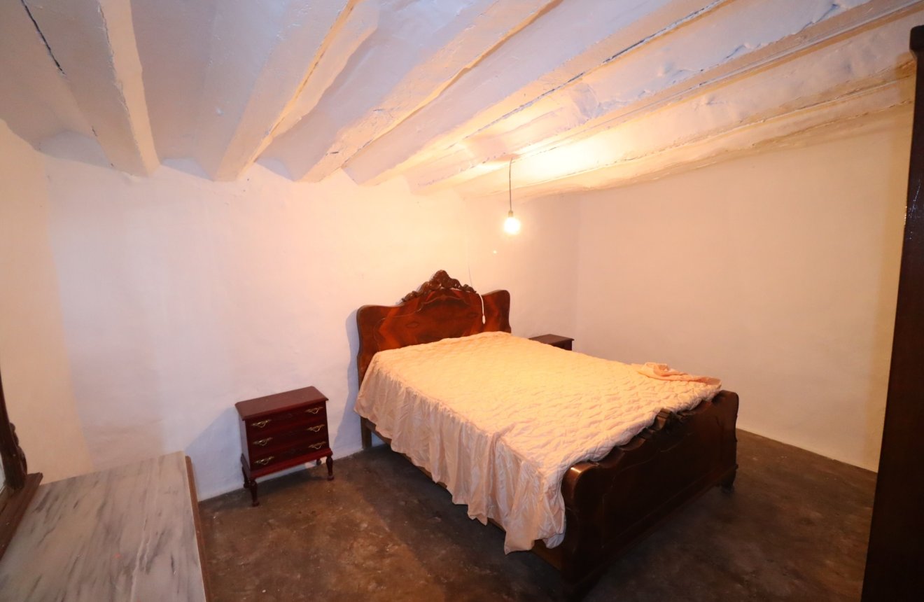 Resale - Cortijo -
Chirivel