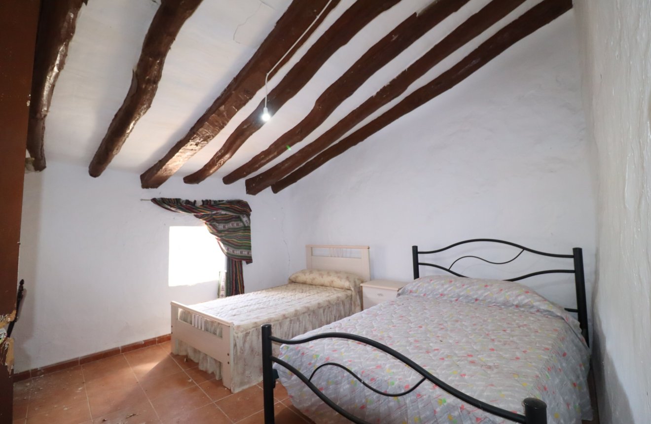 Resale - Cortijo -
Chirivel