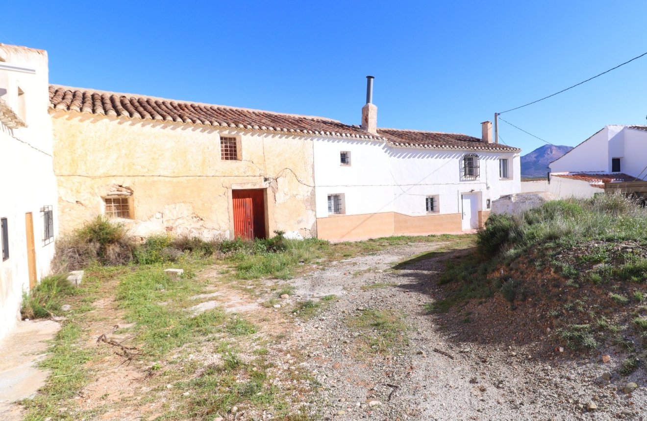 Resale - Cortijo -
Chirivel