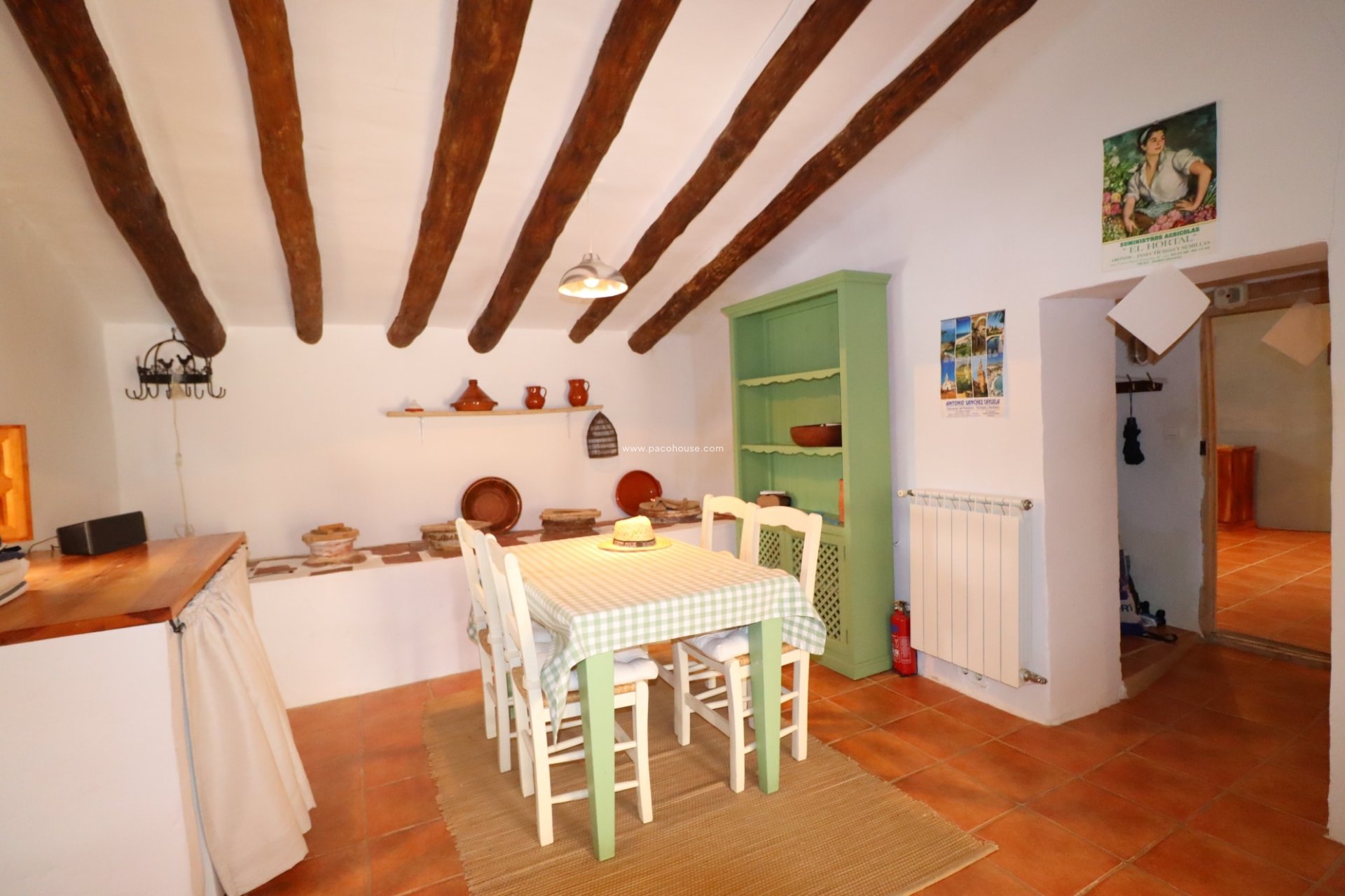 Resale - Cortijo -
La Parroquia