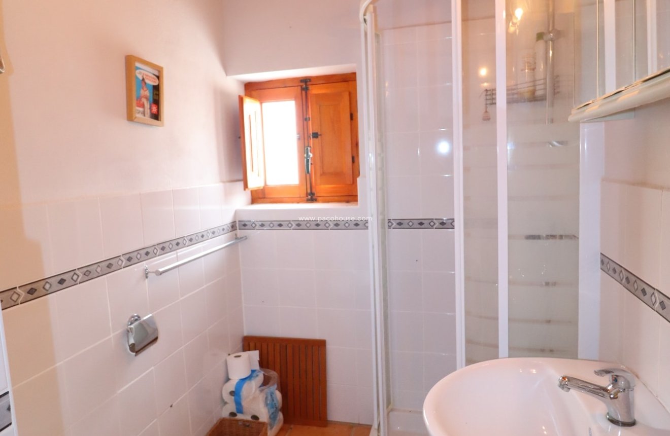 Resale - Cortijo -
La Parroquia