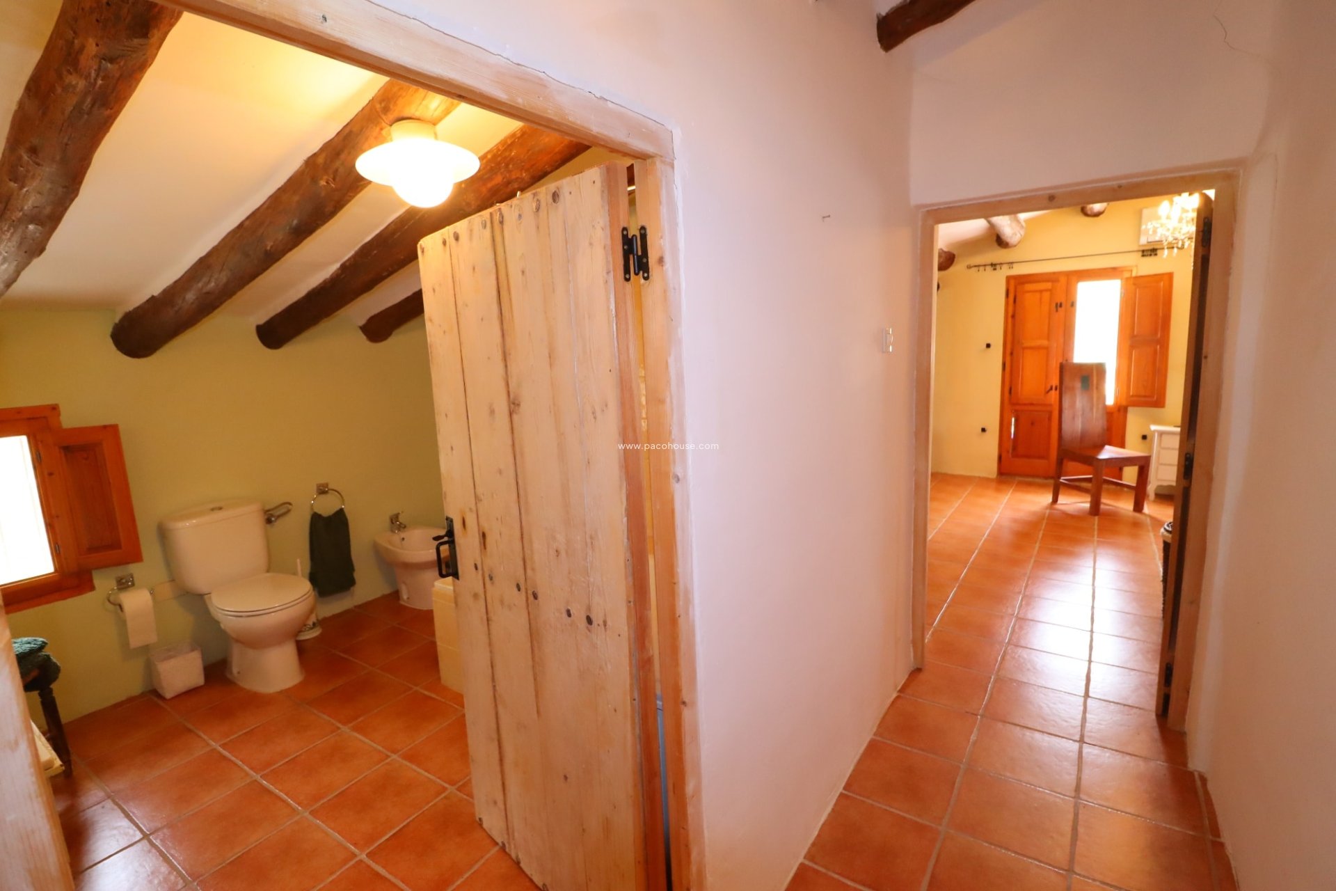 Resale - Cortijo -
La Parroquia