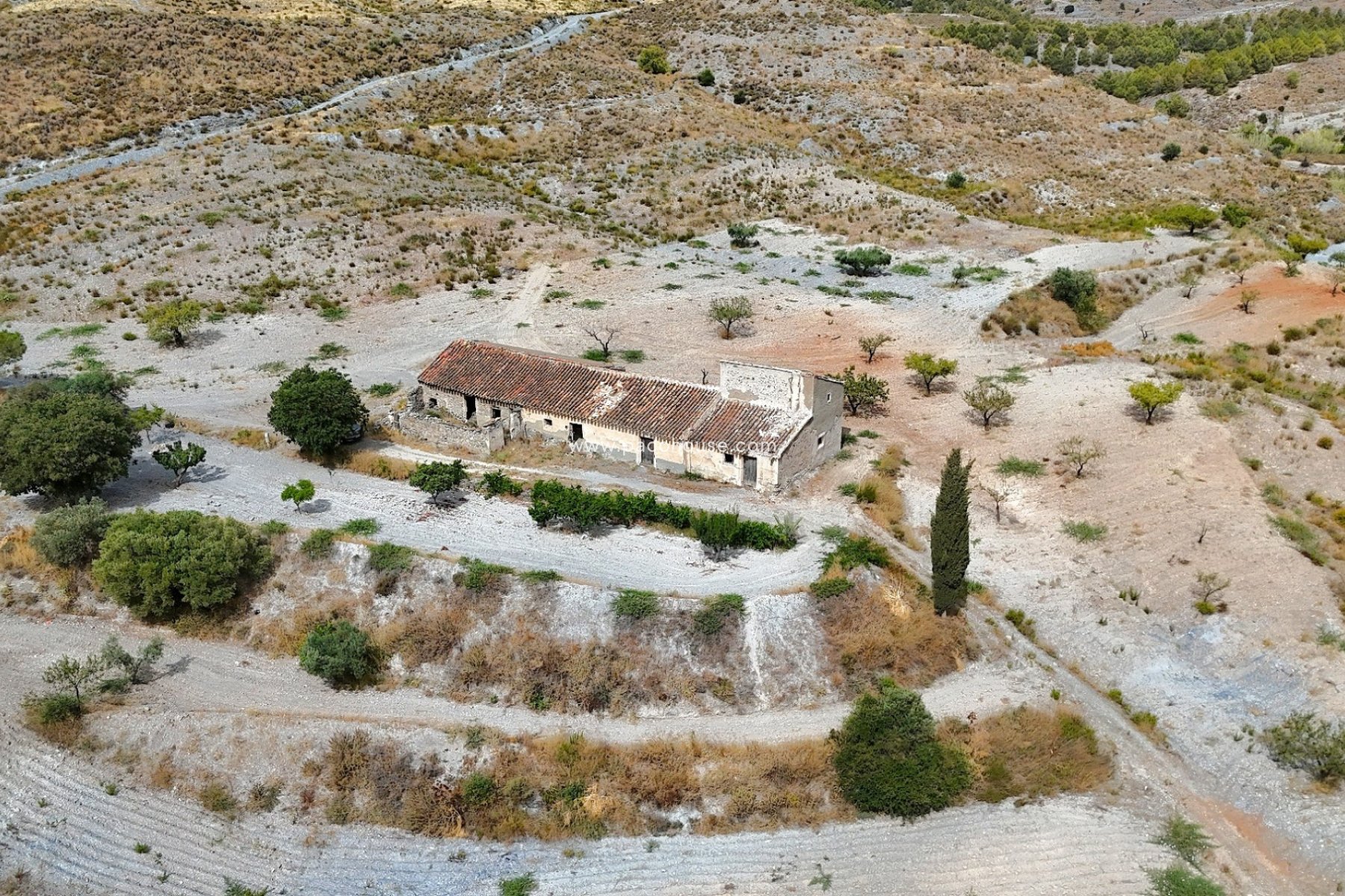 Resale - Cortijo -
Puerto Lumbreras