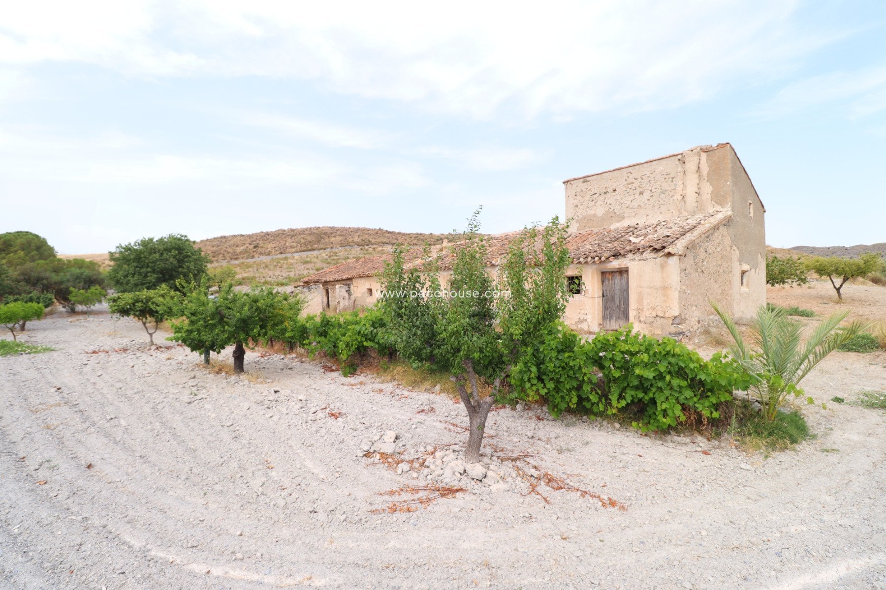 Resale - Cortijo -
Puerto Lumbreras