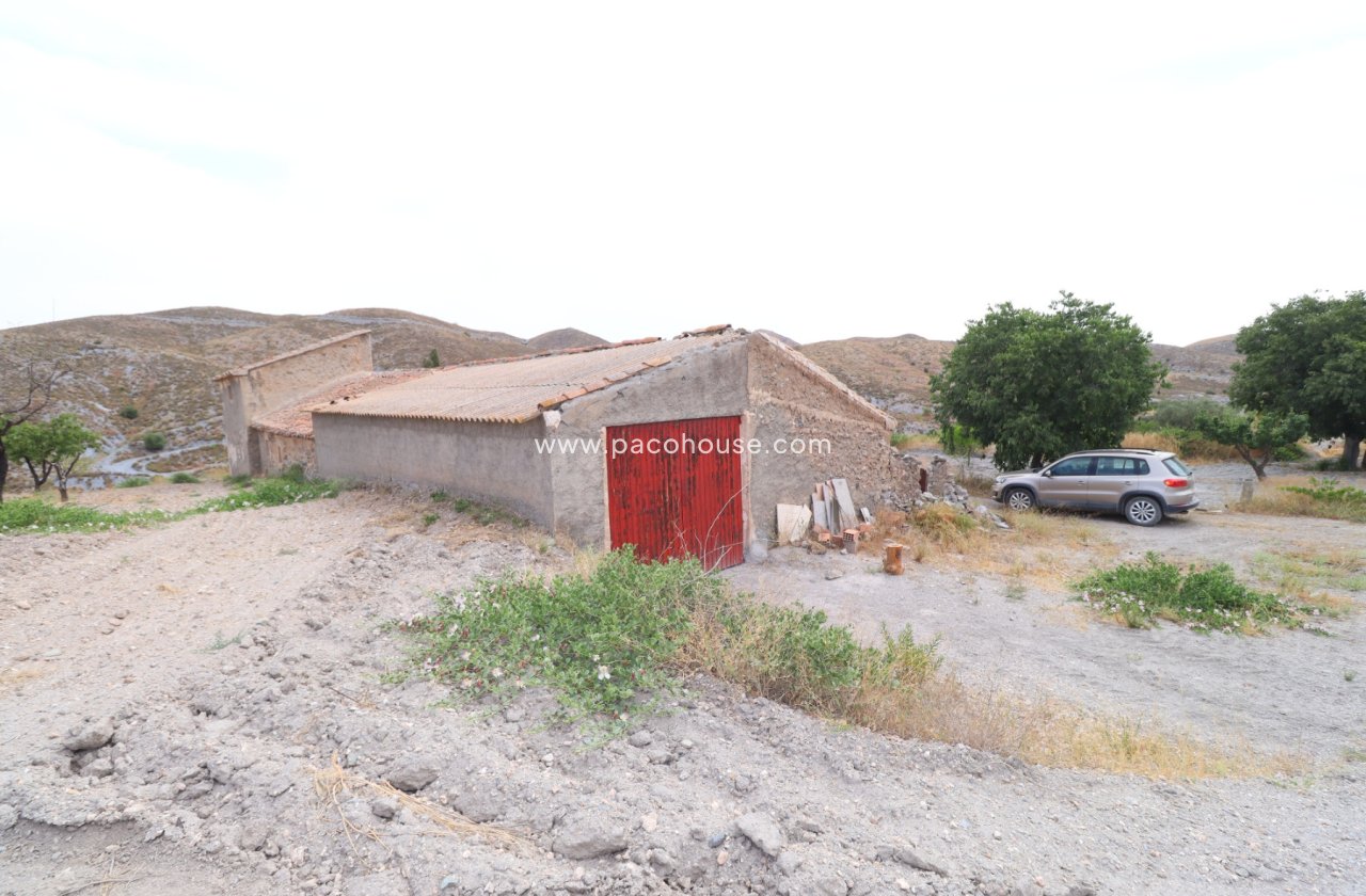 Resale - Cortijo -
Puerto Lumbreras