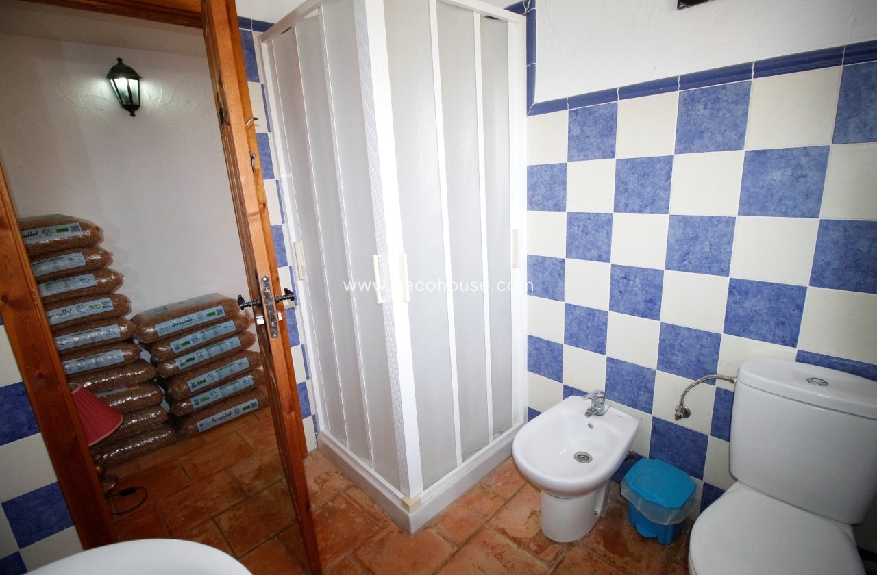 Resale - Cortijo -
Puerto Lumbreras