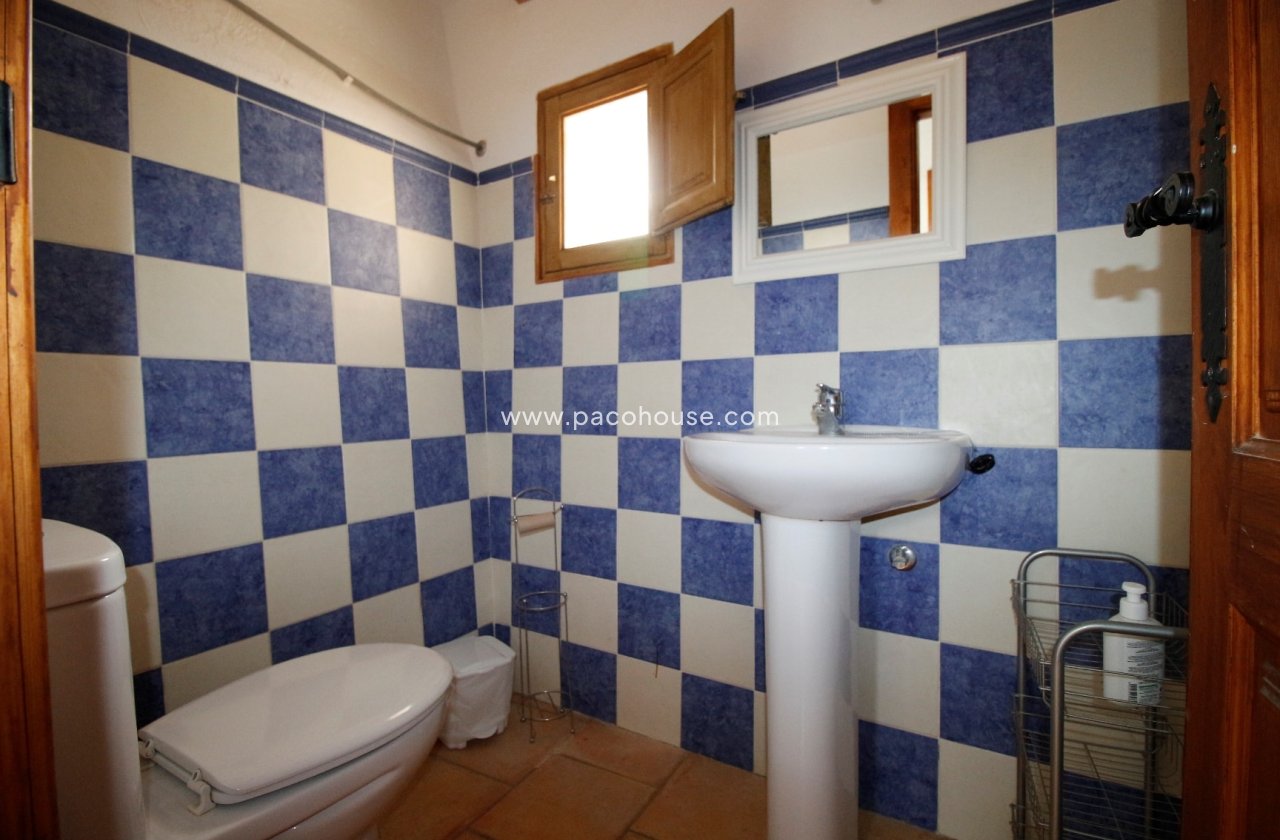 Resale - Cortijo -
Puerto Lumbreras