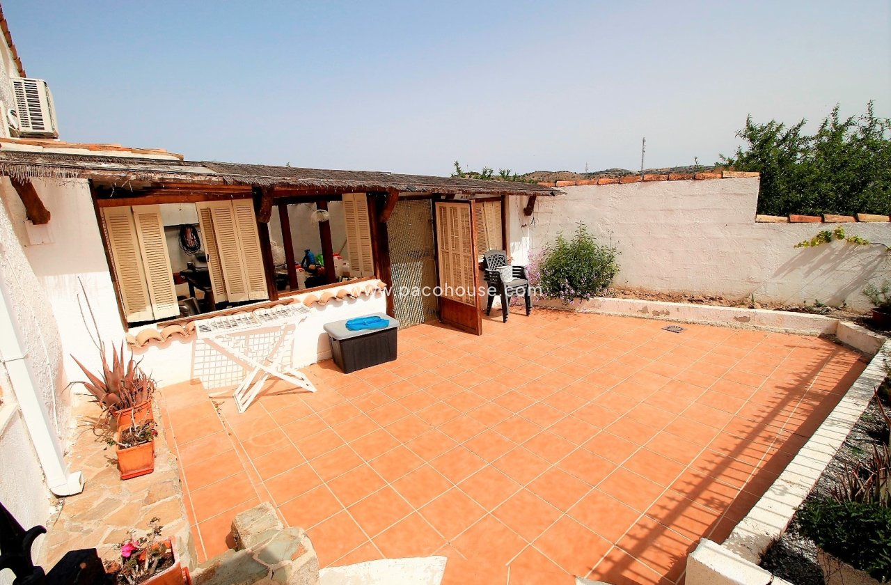 Resale - Cortijo -
Puerto Lumbreras