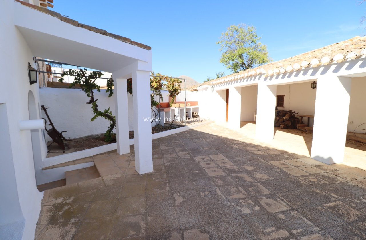 Resale - Cortijo -
Velez-Blanco