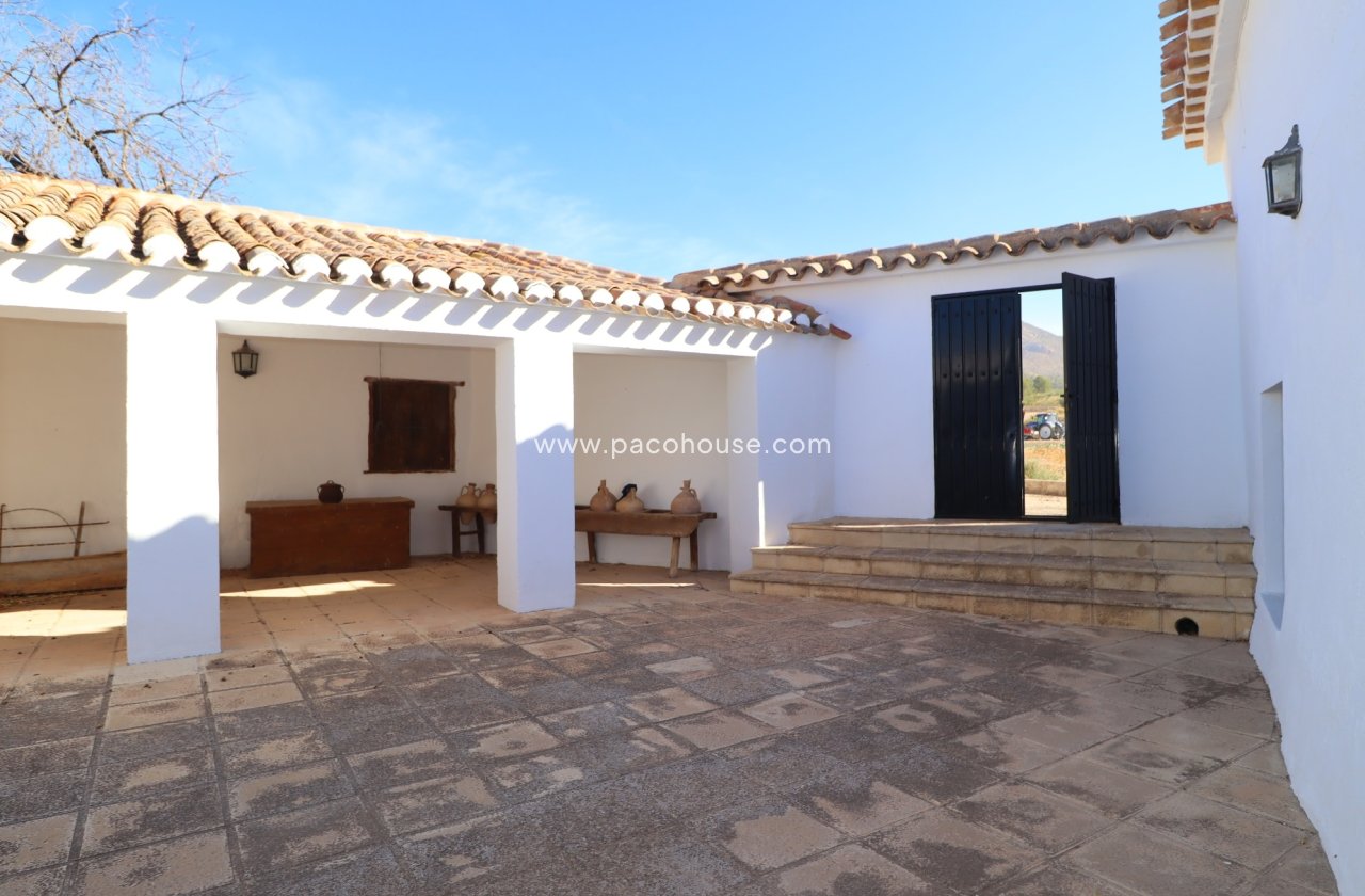 Resale - Cortijo -
Velez-Blanco