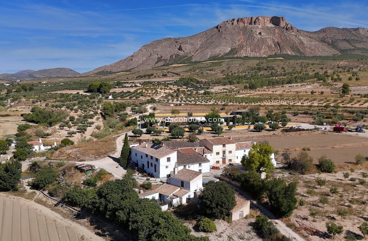 Resale - Cortijo -
Velez-Blanco