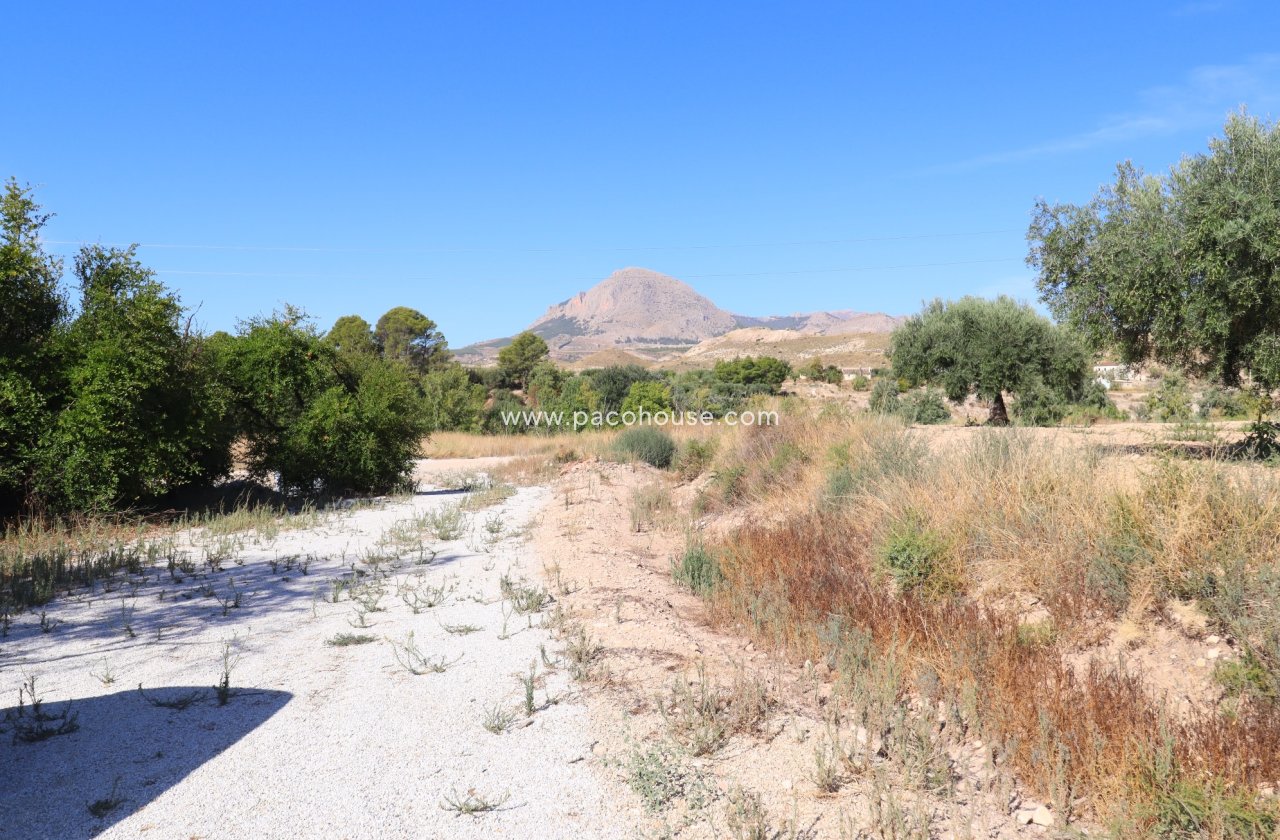 Resale - Cortijo -
Velez-Blanco