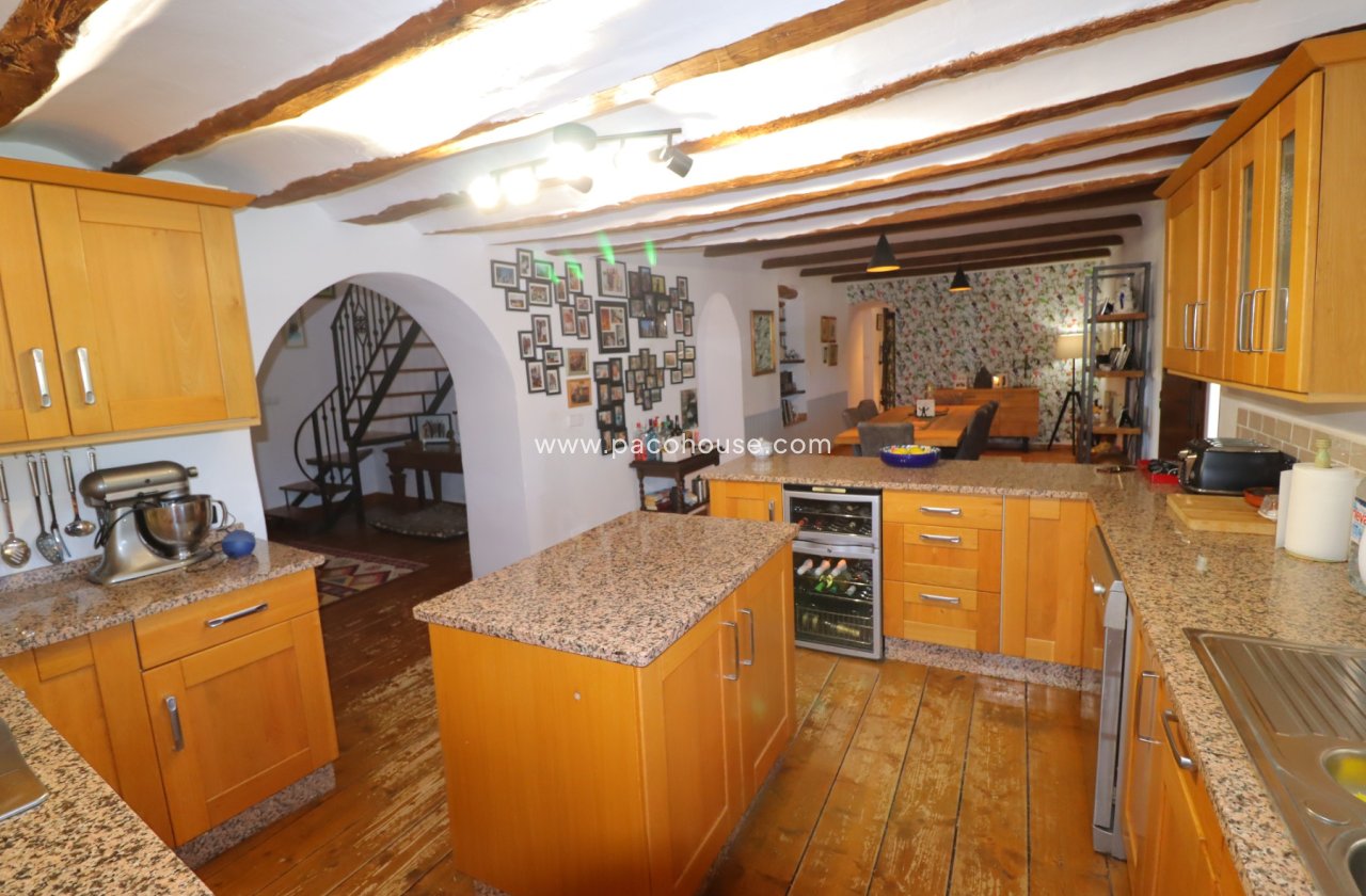 Resale - Cortijo -
Velez-Blanco
