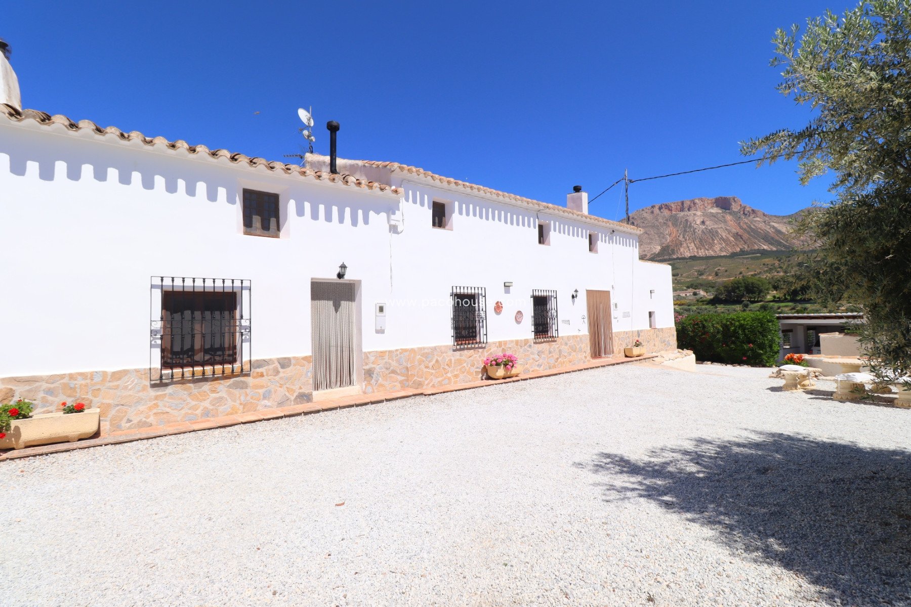 Resale - Cortijo -
Velez-Blanco