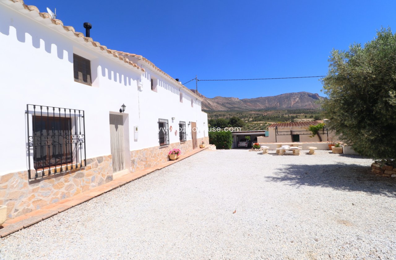 Resale - Cortijo -
Velez-Blanco