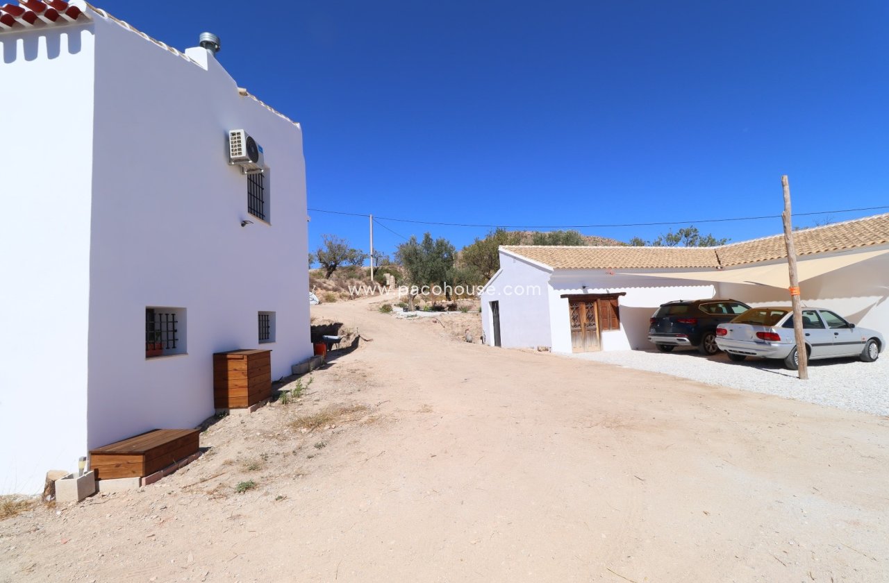 Resale - Cortijo -
Velez-Blanco