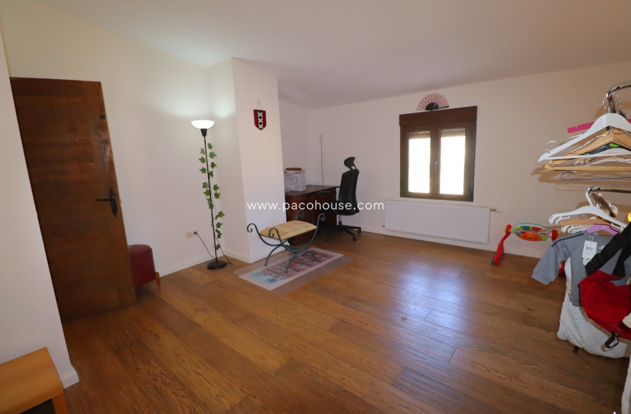 Resale - Cortijo -
Velez-Blanco