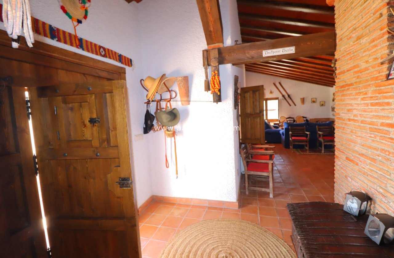 Resale - Cortijo -
Velez-Blanco