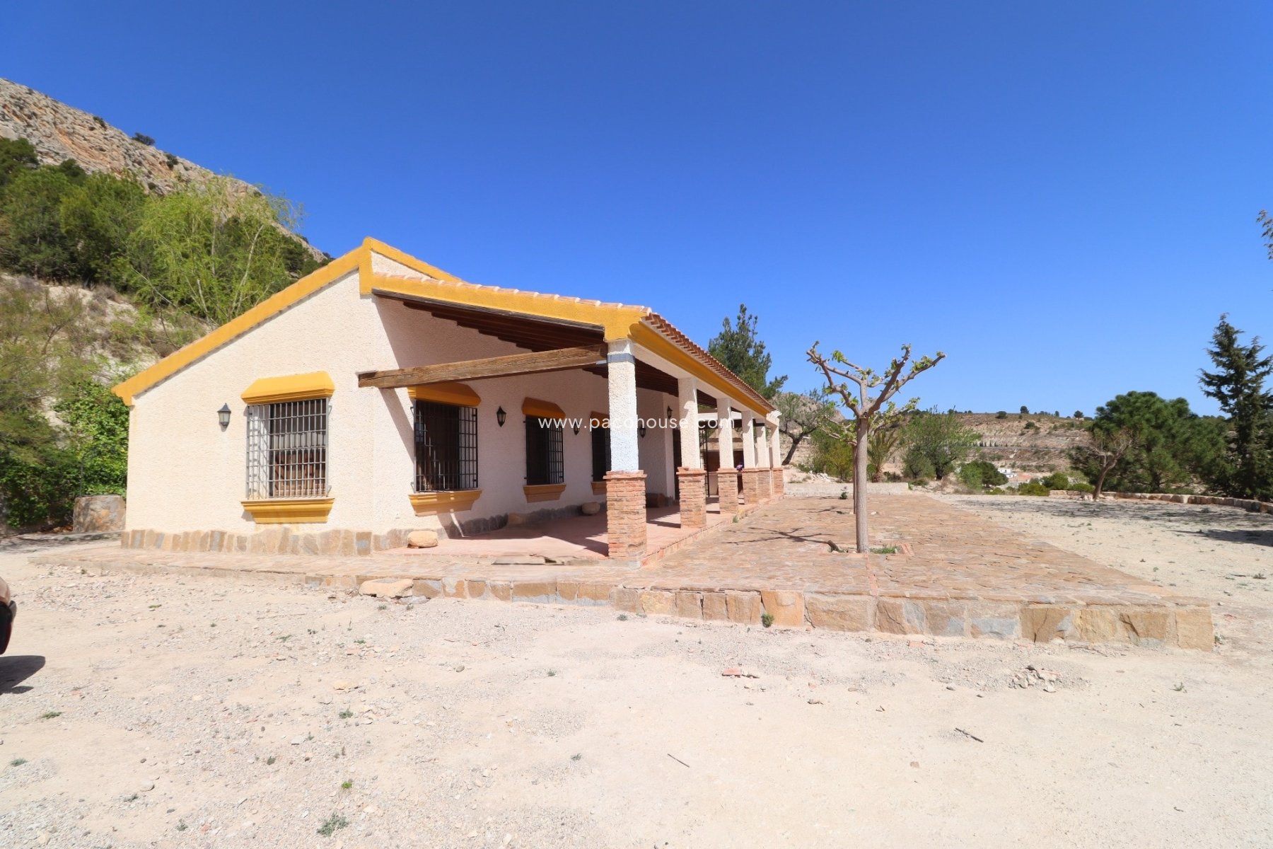 Resale - Cortijo -
Velez-Blanco