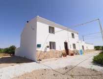 Resale - Cortijo -
Velez-Rubio