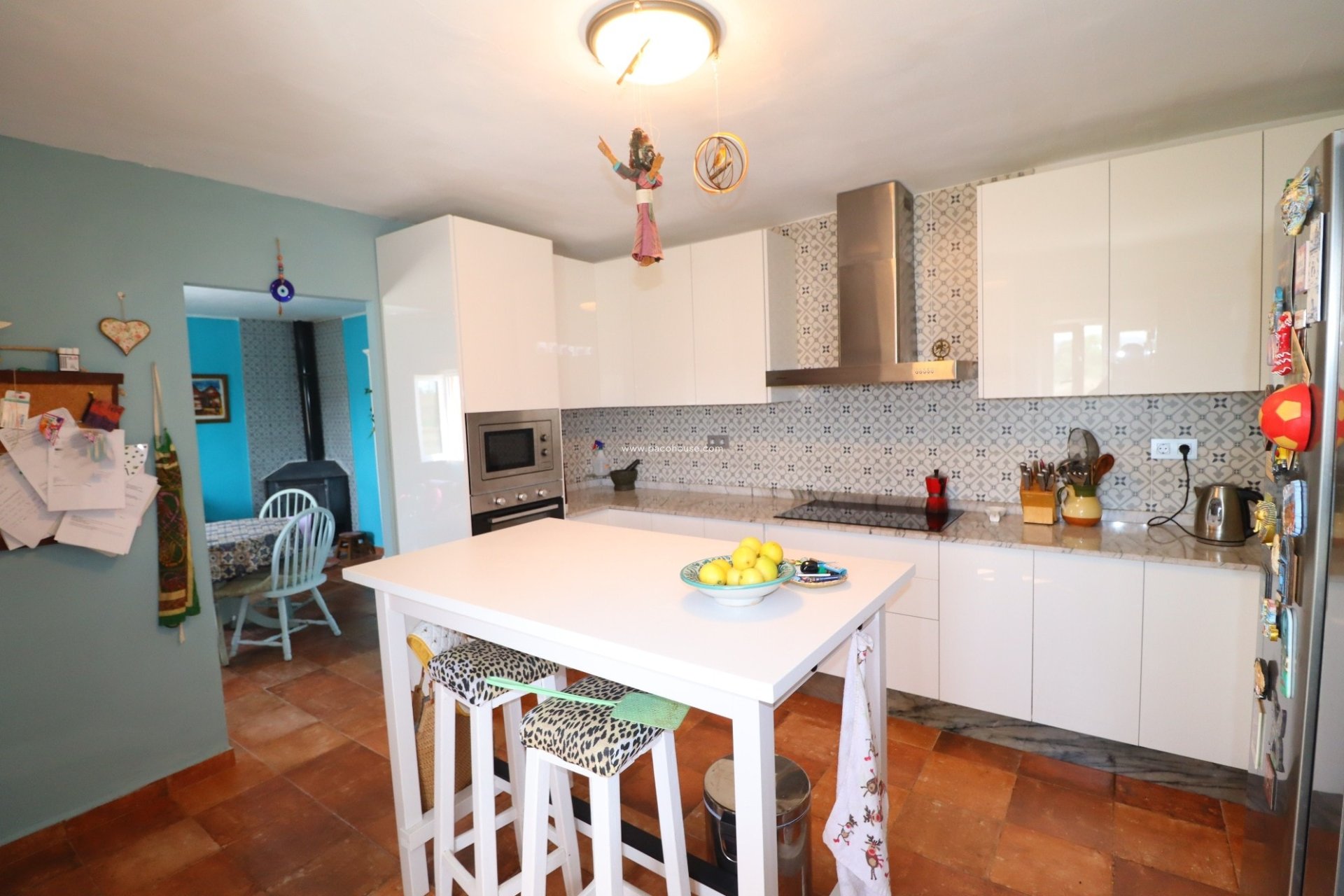 Resale - Cortijo -
Velez-Rubio