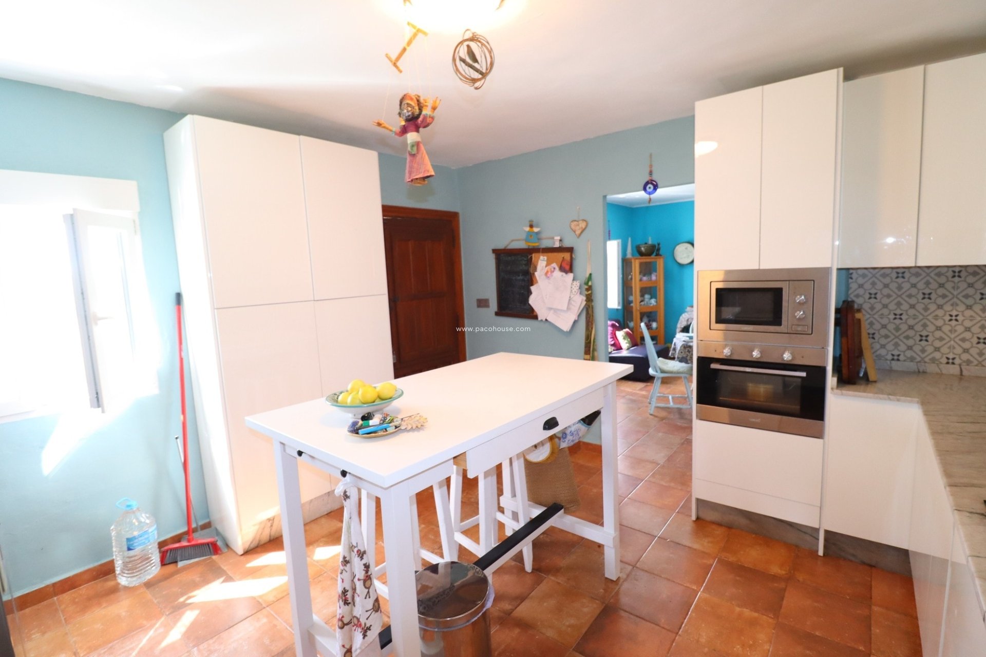 Resale - Cortijo -
Velez-Rubio