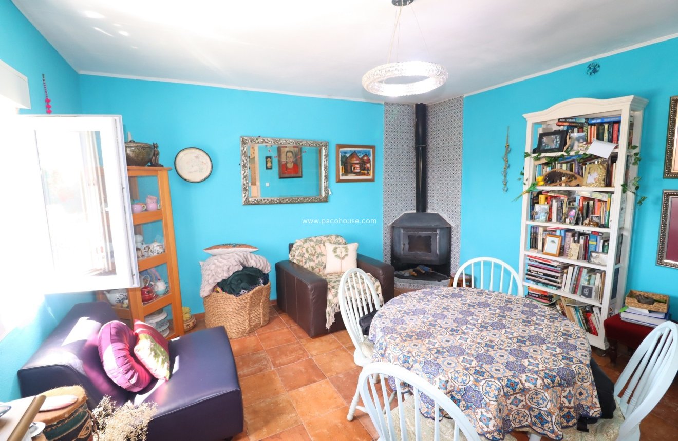 Resale - Cortijo -
Velez-Rubio