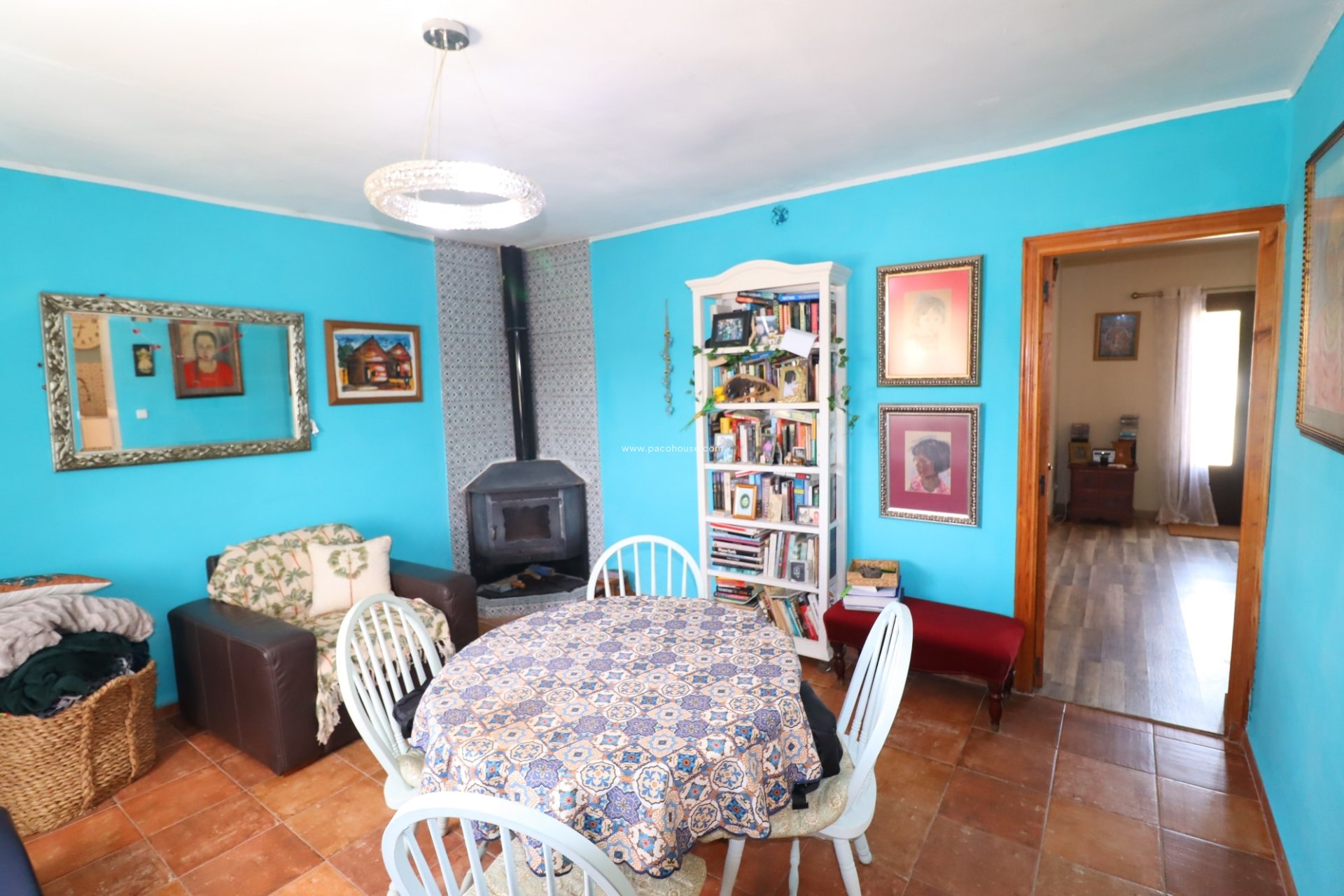 Resale - Cortijo -
Velez-Rubio