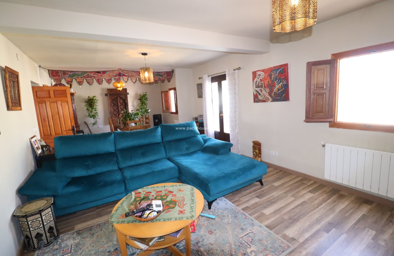 Resale - Cortijo -
Velez-Rubio