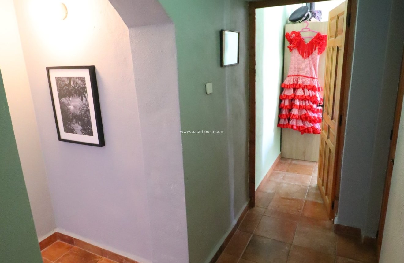 Resale - Cortijo -
Velez-Rubio