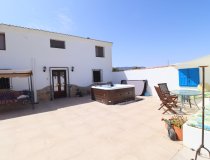 Resale - Cortijo -
Velez-Rubio