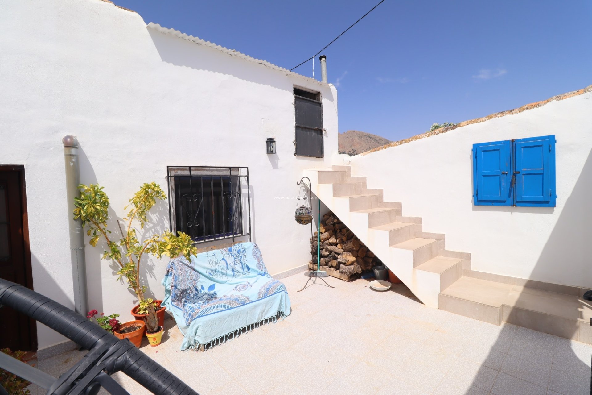 Resale - Cortijo -
Velez-Rubio