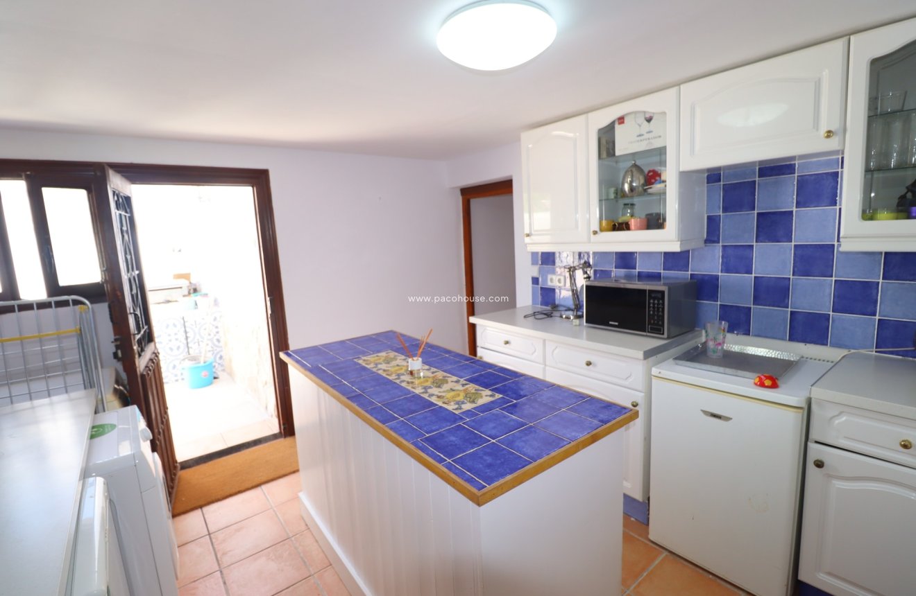 Resale - Cortijo -
Velez-Rubio