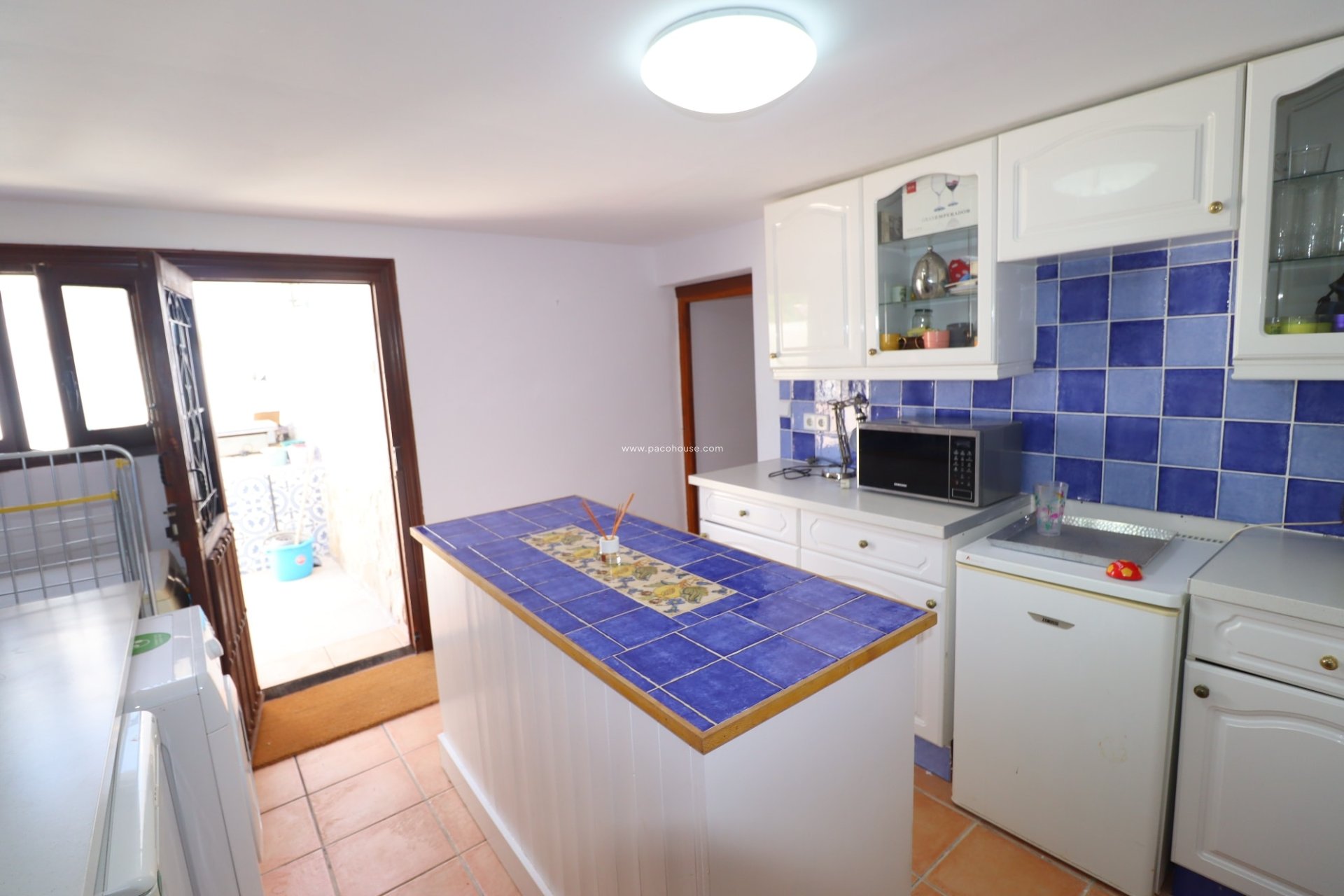 Resale - Cortijo -
Velez-Rubio