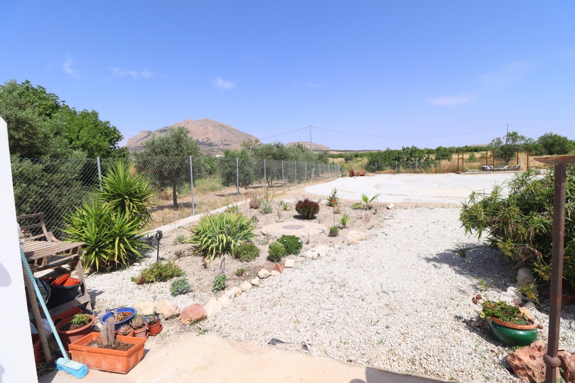 Resale - Cortijo -
Velez-Rubio