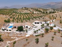 Resale - Cortijo -
Velez-Rubio