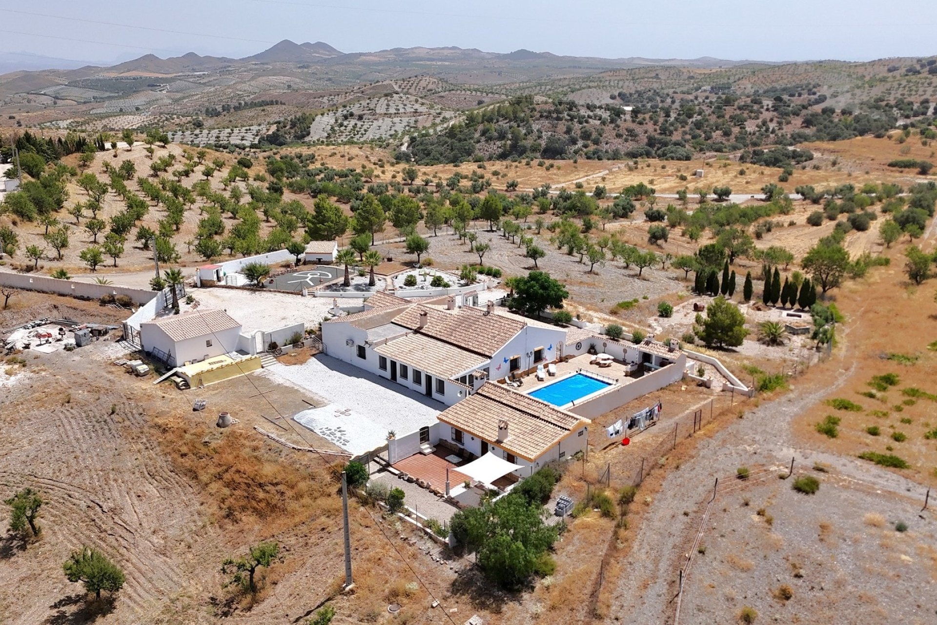 Resale - Cortijo -
Velez-Rubio