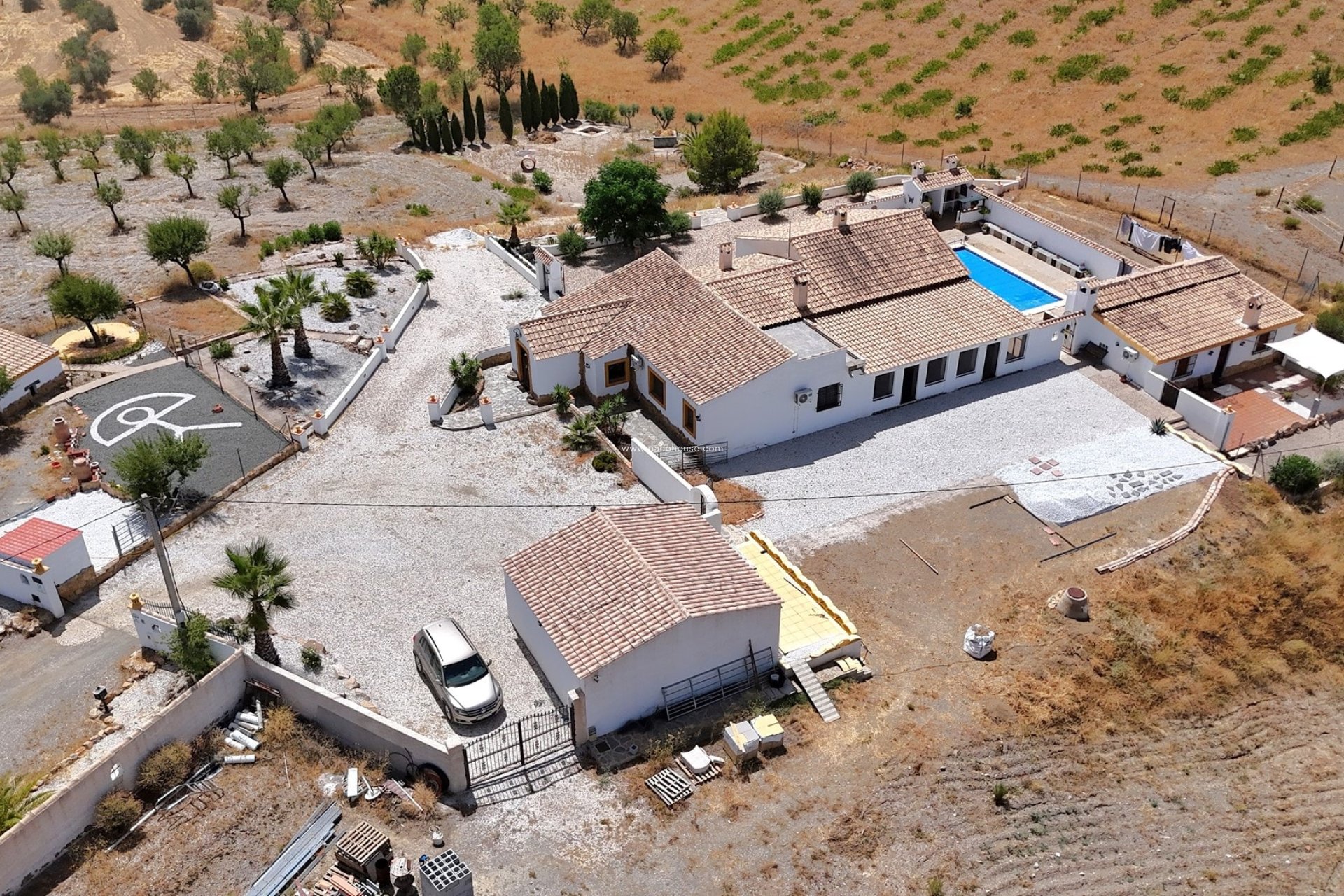Resale - Cortijo -
Velez-Rubio