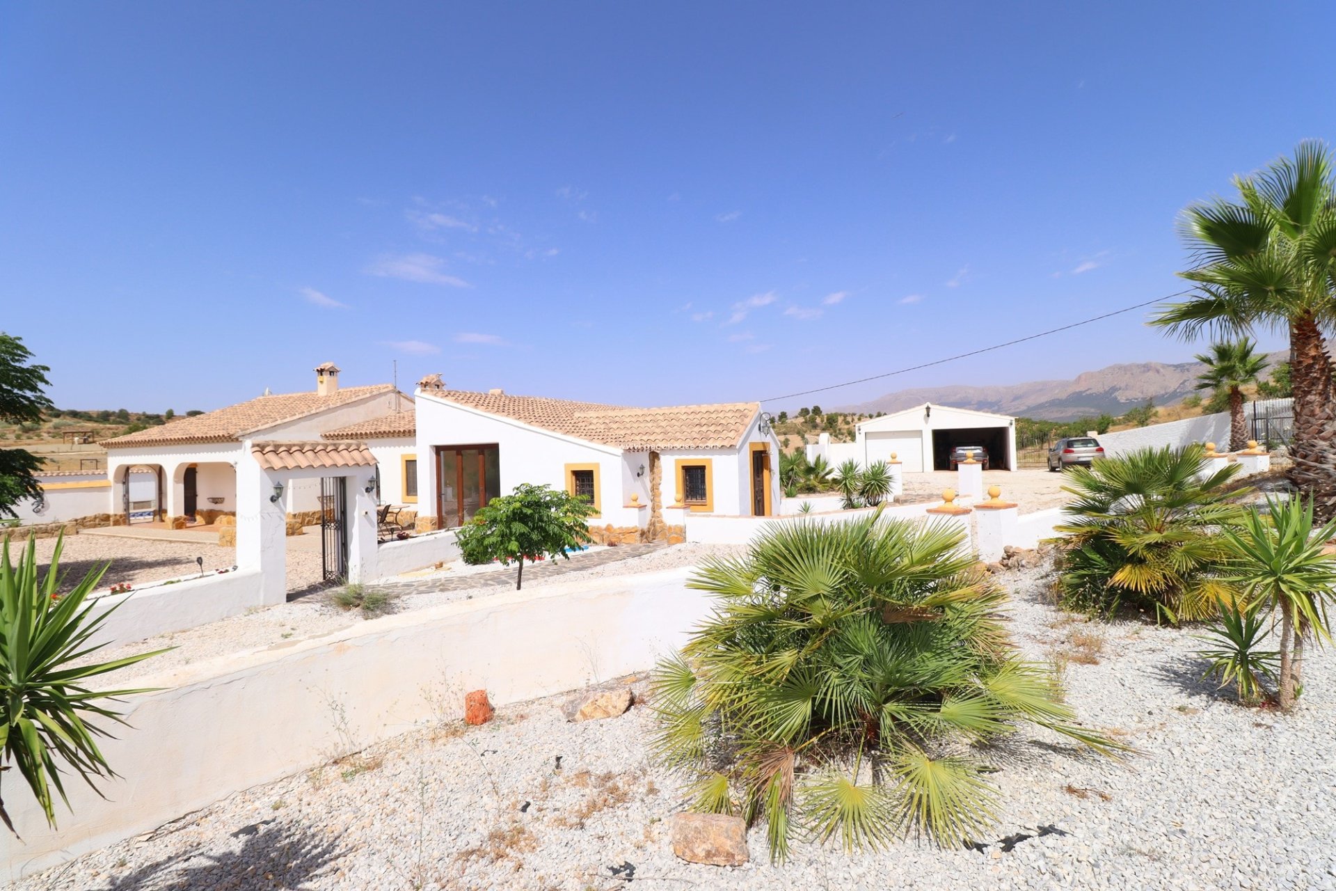 Resale - Cortijo -
Velez-Rubio