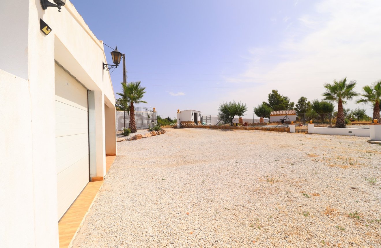 Resale - Cortijo -
Velez-Rubio