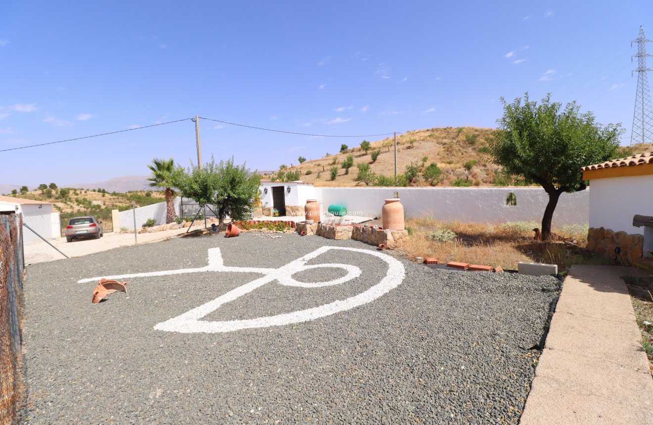 Resale - Cortijo -
Velez-Rubio