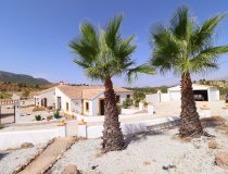 Resale - Cortijo -
Velez-Rubio