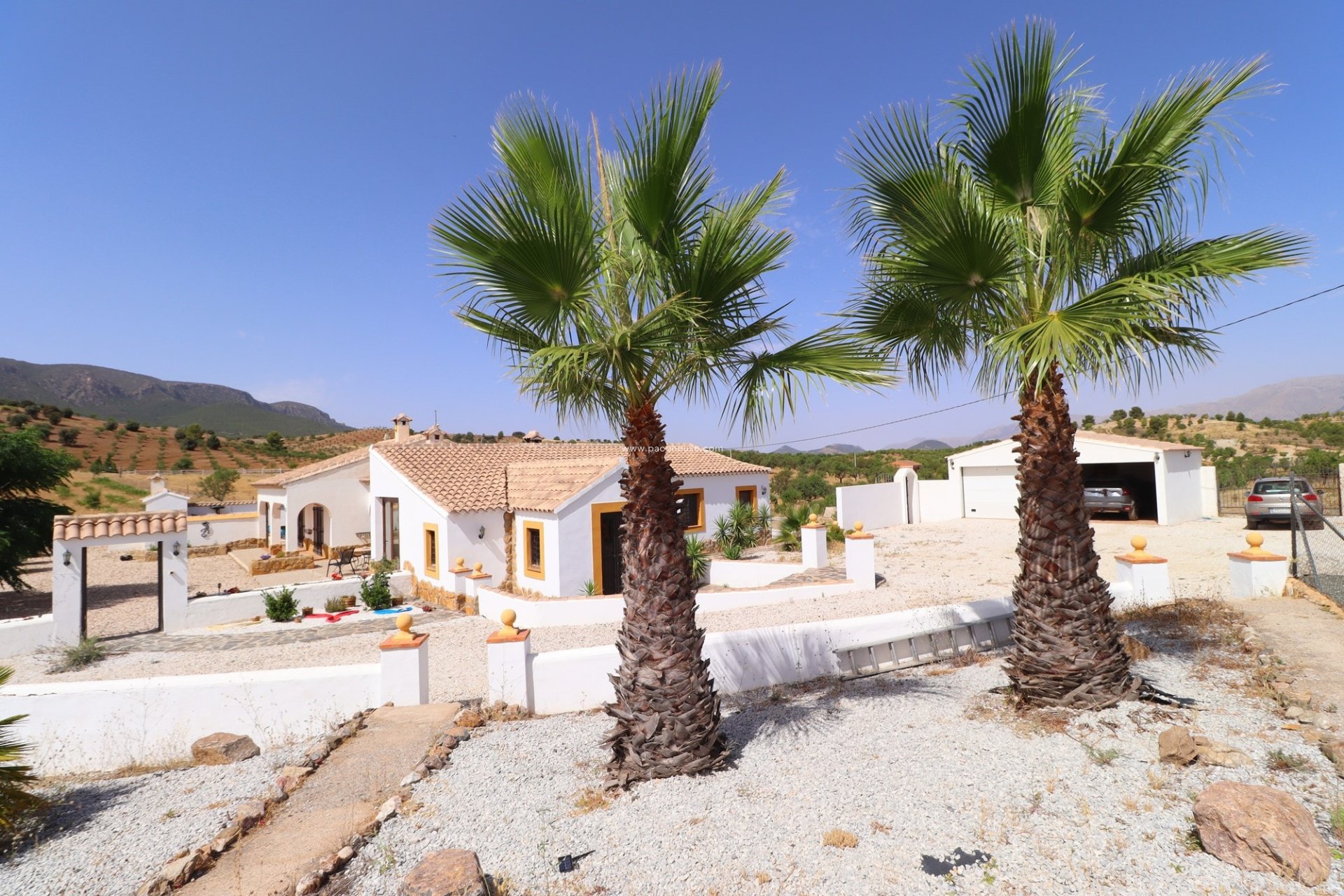 Resale - Cortijo -
Velez-Rubio