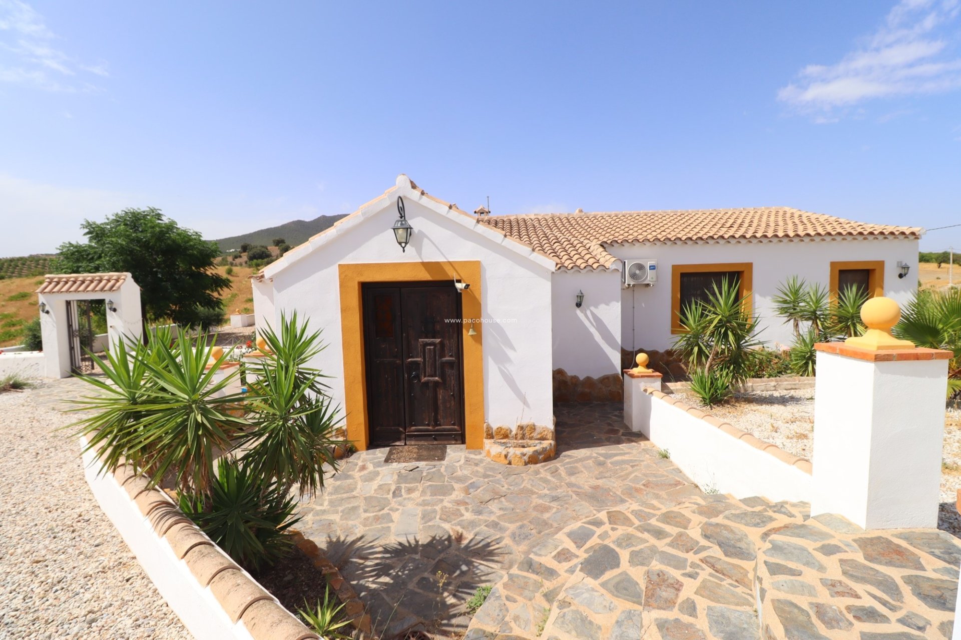 Resale - Cortijo -
Velez-Rubio