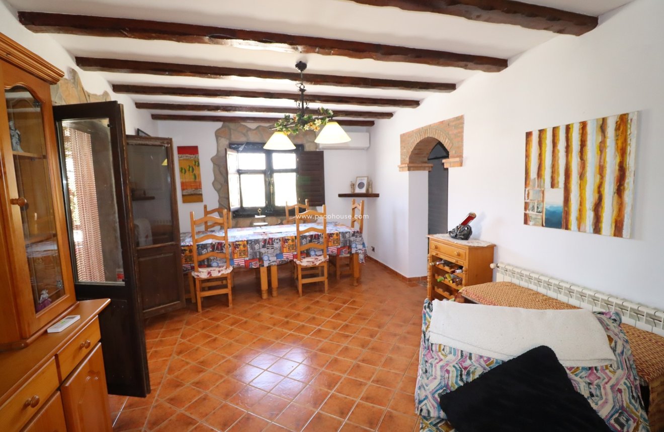 Resale - Cortijo -
Velez-Rubio